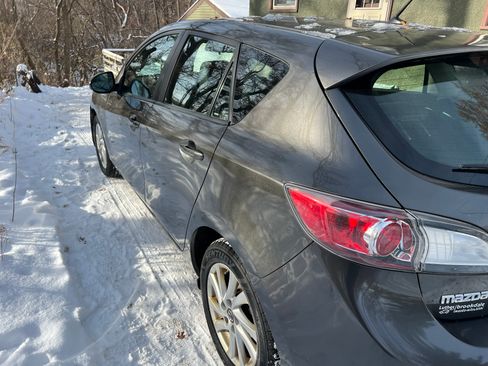 Used 2013 MAZDA MAZDA3 i Grand Touring image 5