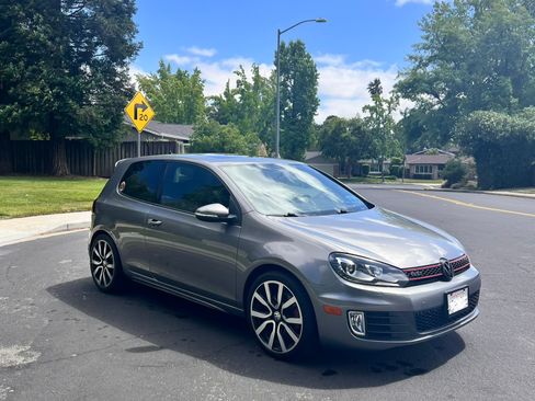 Used 2012 Volkswagen GTI 2.0T 2-Door image 5