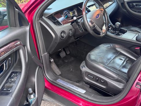 Used 2016 Ford Taurus Limited image 12