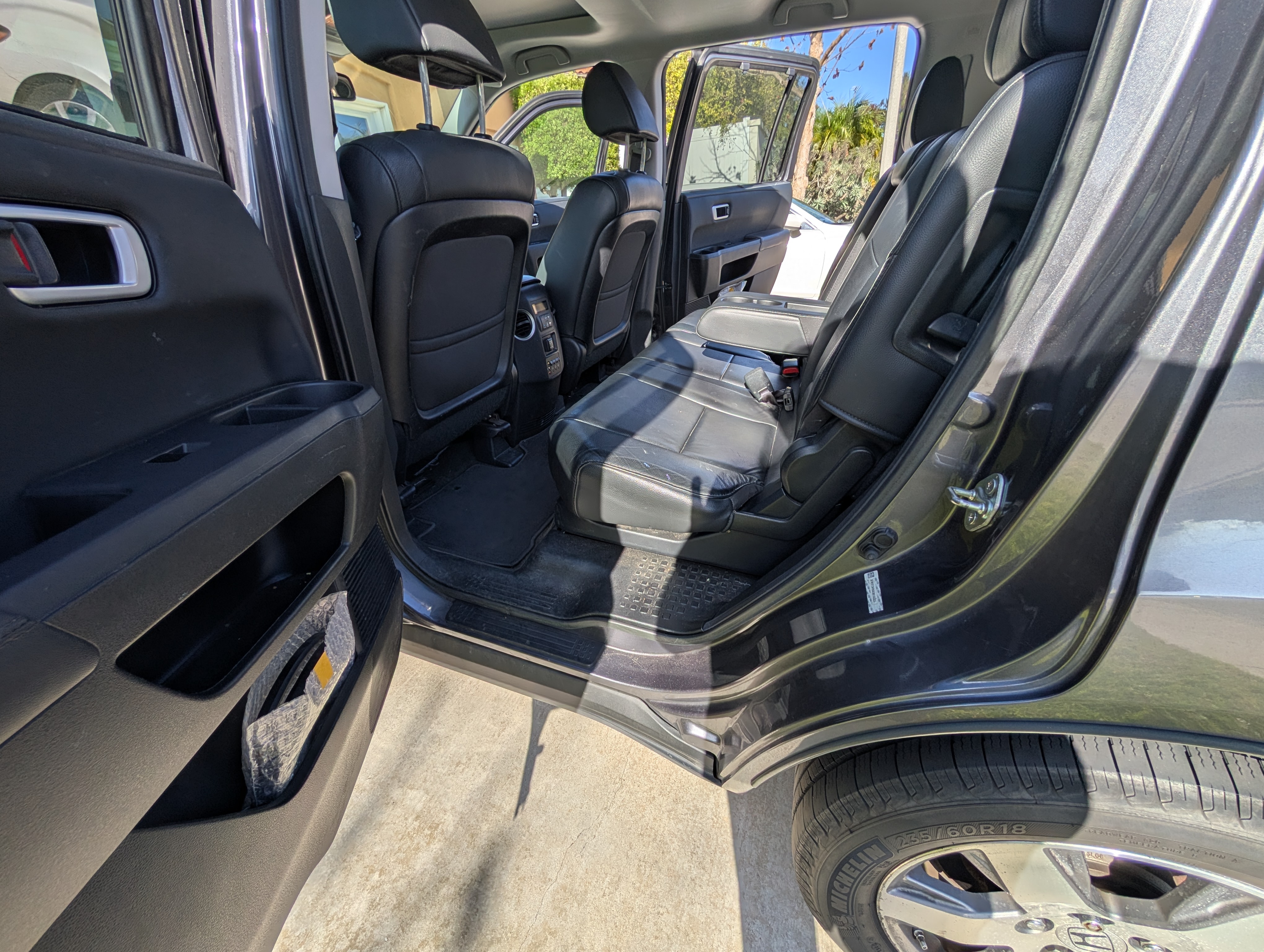 Used 2014 Honda Pilot Touring image 12
