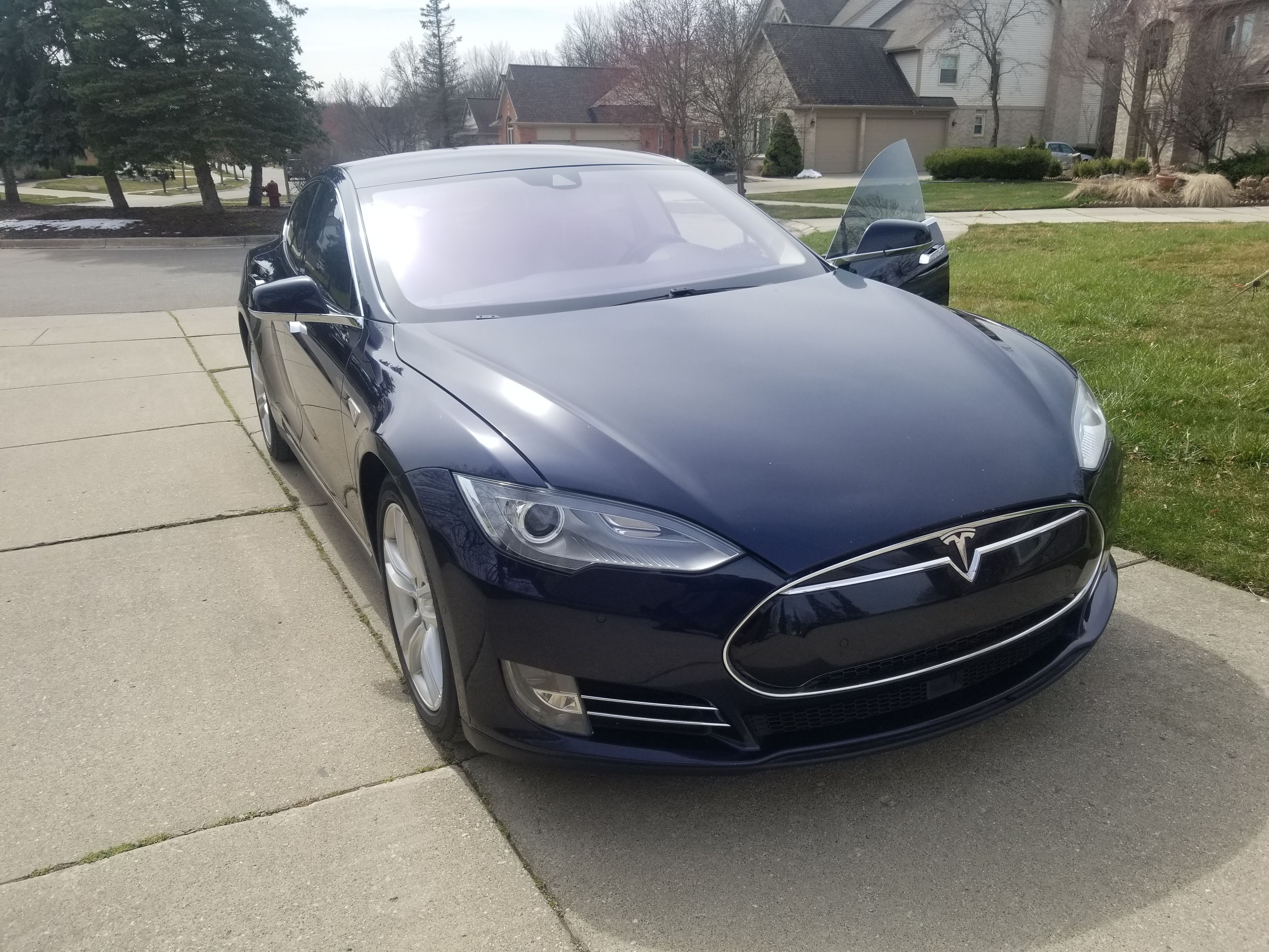 Used 2014 Tesla Model S P85 RWD image 6
