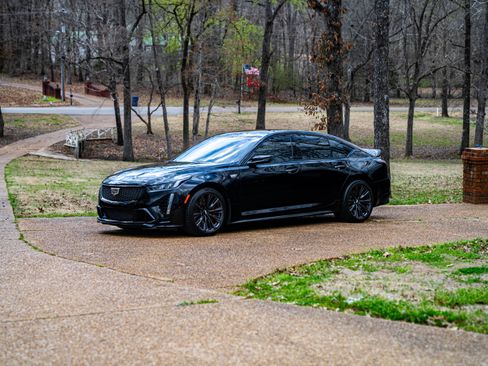 Used 2024 Cadillac CT5 V Blackwing w/ Driver Assist Package image 17