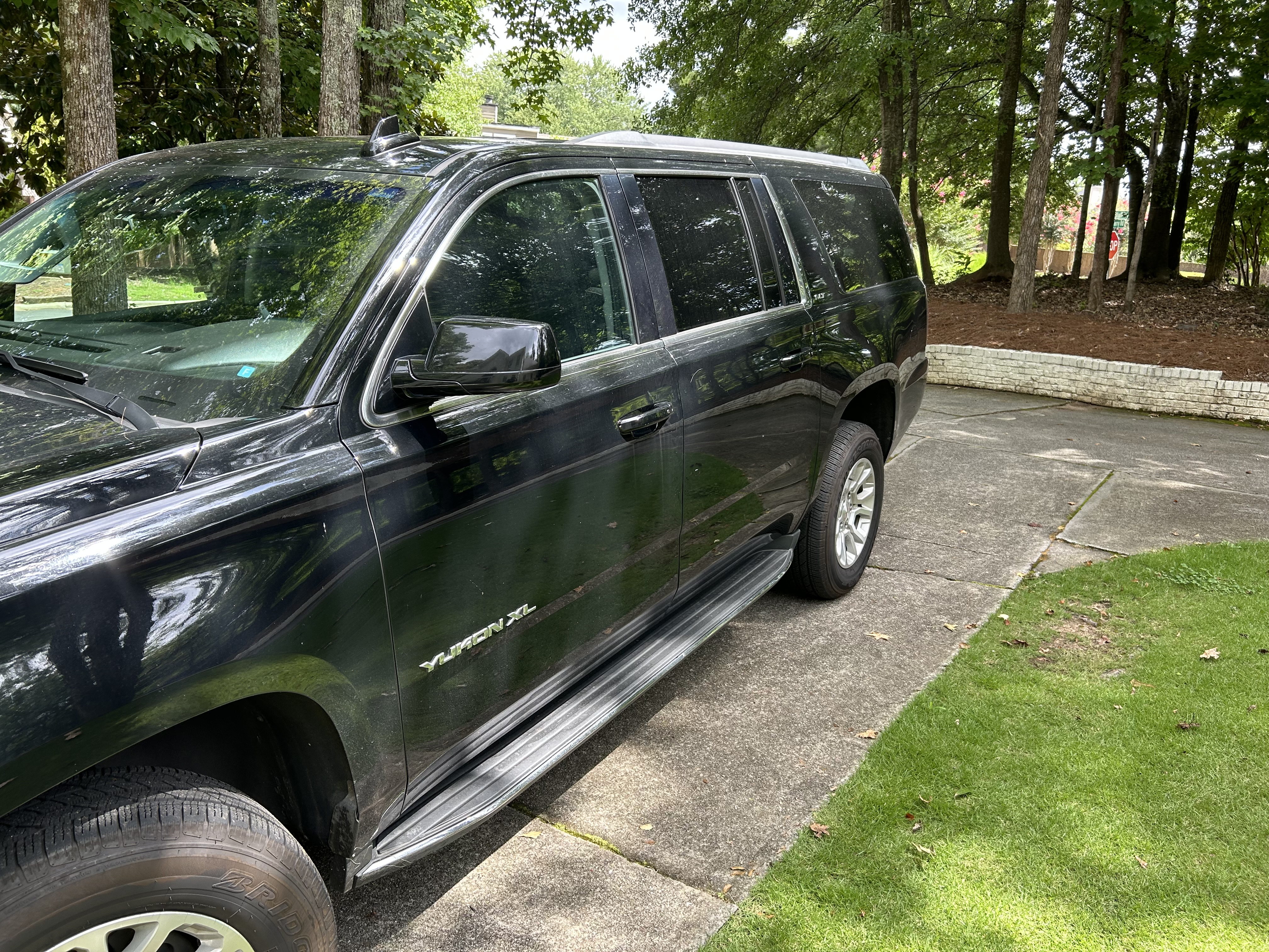 Used 2019 GMC Yukon XL SLT w/ Open Road Package RWD image 6