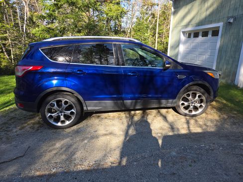 Used 2014 Ford Escape Titanium image 9