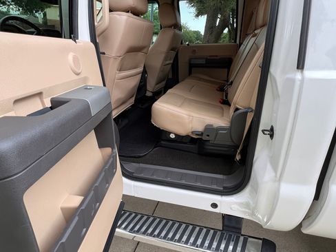 Used 2016 Ford F250 Lariat w/ Lariat Ultimate Package image 16