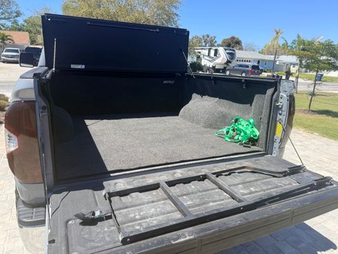 Used 2018 Toyota Tundra SR5 w/ SR5 Upgrade Package image 26