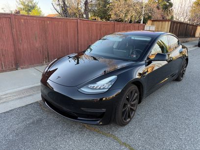Used 2018 Tesla Model 3 Mid Range