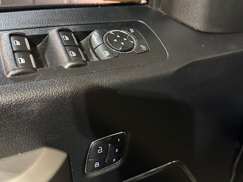 Used 2017 Ford F150 Lariat w/ Equipment Group 502A Luxury image 13