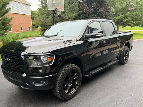 Used 2021 RAM 1500 Big Horn AWD/4WD image 1
