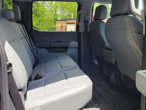 Used 2024 Ford F350 XL w/ FX4 Off-Road Package image 4