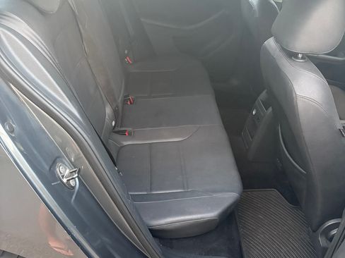Used 2012 Volkswagen Jetta SEL FWD image 15