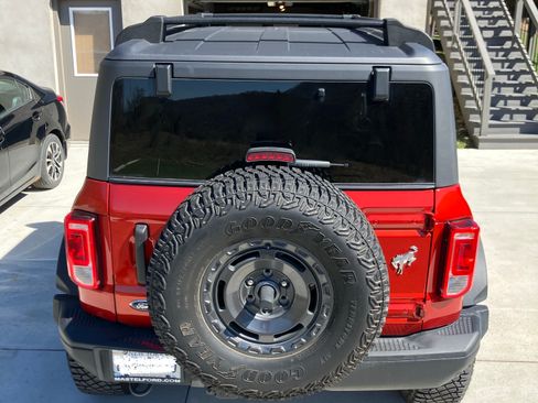 Used 2024 Ford Bronco Black Diamond image 8