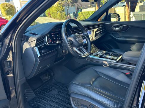 Used 2021 Audi Q7 3.0T Prestige image 16