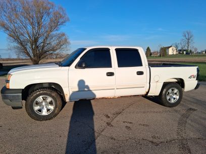 Used 2005 Chevrolet Silverado 1500 LS w/ Light Duty Power Package