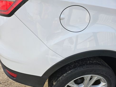 Used 2018 Ford Escape SE image 8