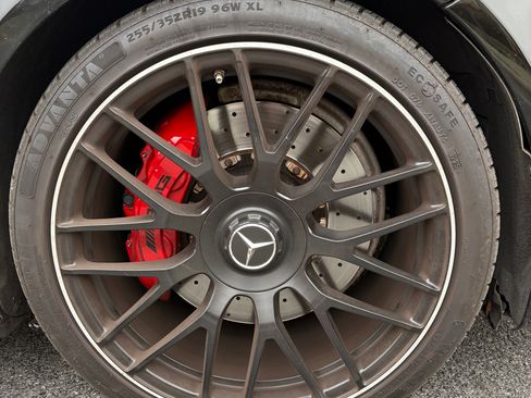 Used 2019 Mercedes-Benz C 63 AMG Coupe image 19