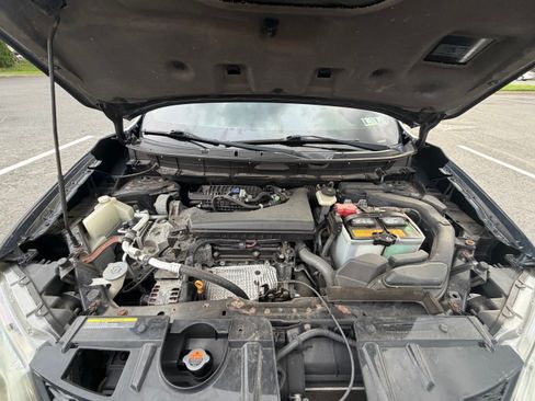 Used 2015 Nissan Rogue SL AWD/4WD image 16