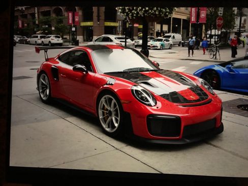 Used 2018 Porsche 911 GT2 RS image 2