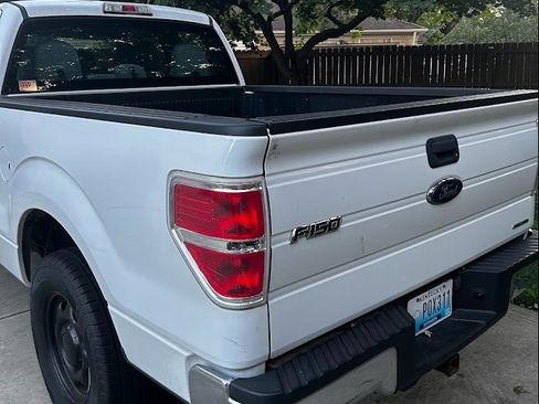 Used 2013 Ford F150 XL w/ Mid Equipment Group RWD image 2