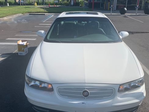 Used 2002 Buick Regal GS image 1