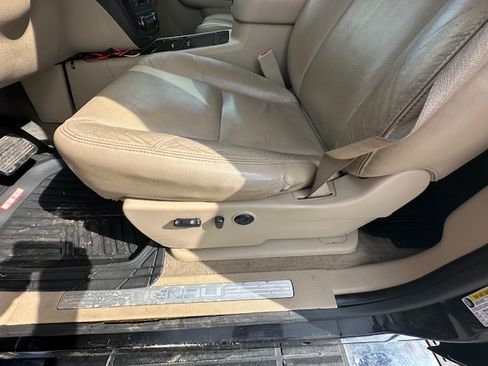 Used 2012 GMC Sierra 2500 Denali w/ Suspension Package, Off-Road image 19