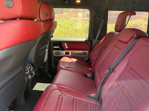 Used 2022 Mercedes-Benz G 550 image 9