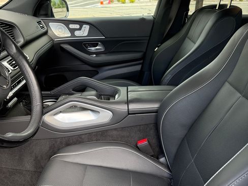 Used 2024 Mercedes-Benz GLE 450 4MATIC image 11