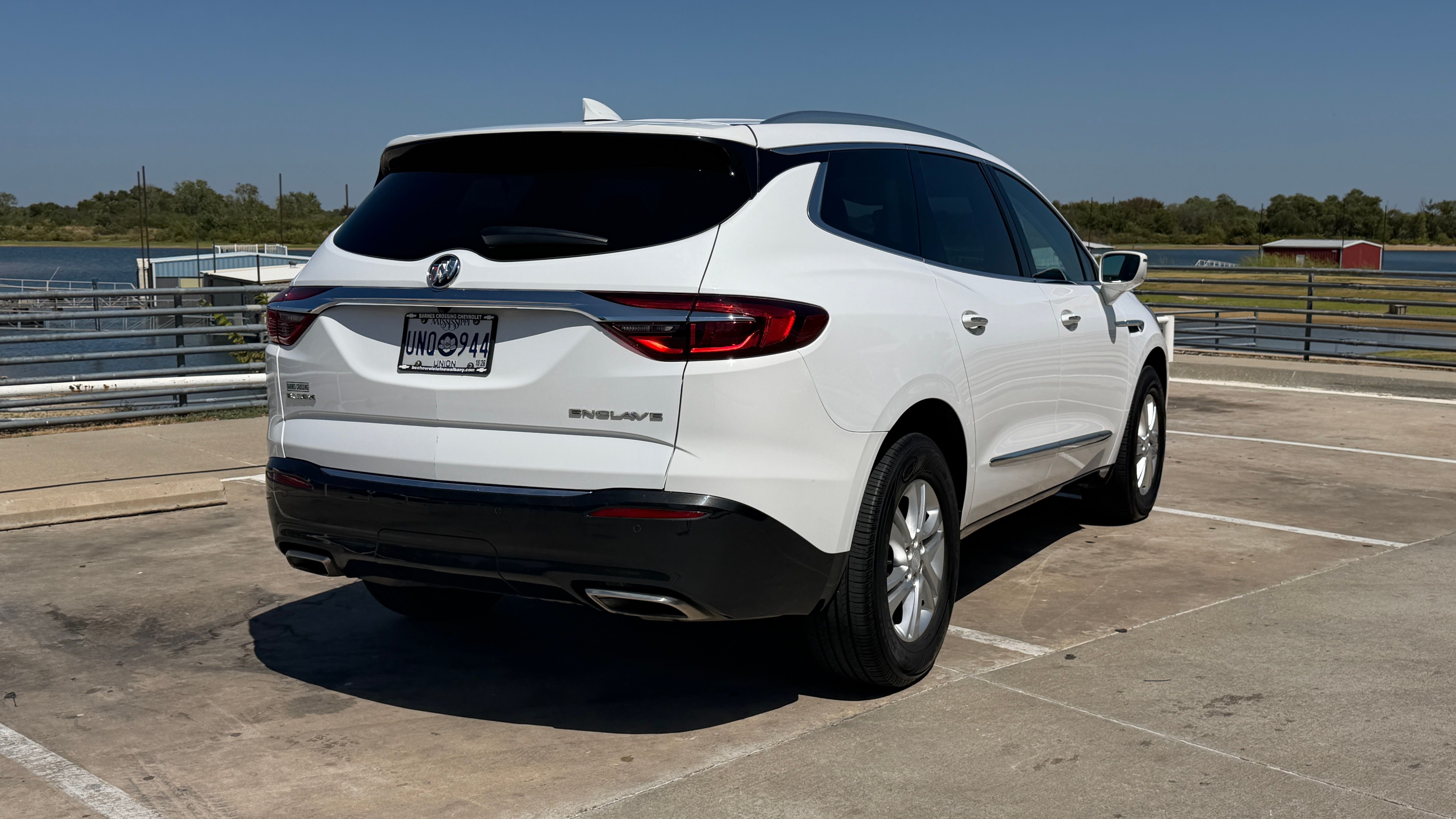 Used 2018 Buick Enclave Premium FWD image 9