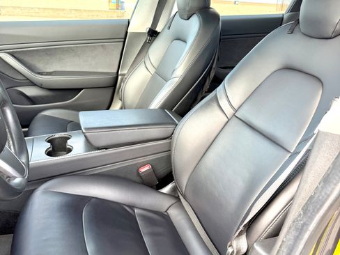 Used 2017 Tesla Model 3 Long Range RWD image 13