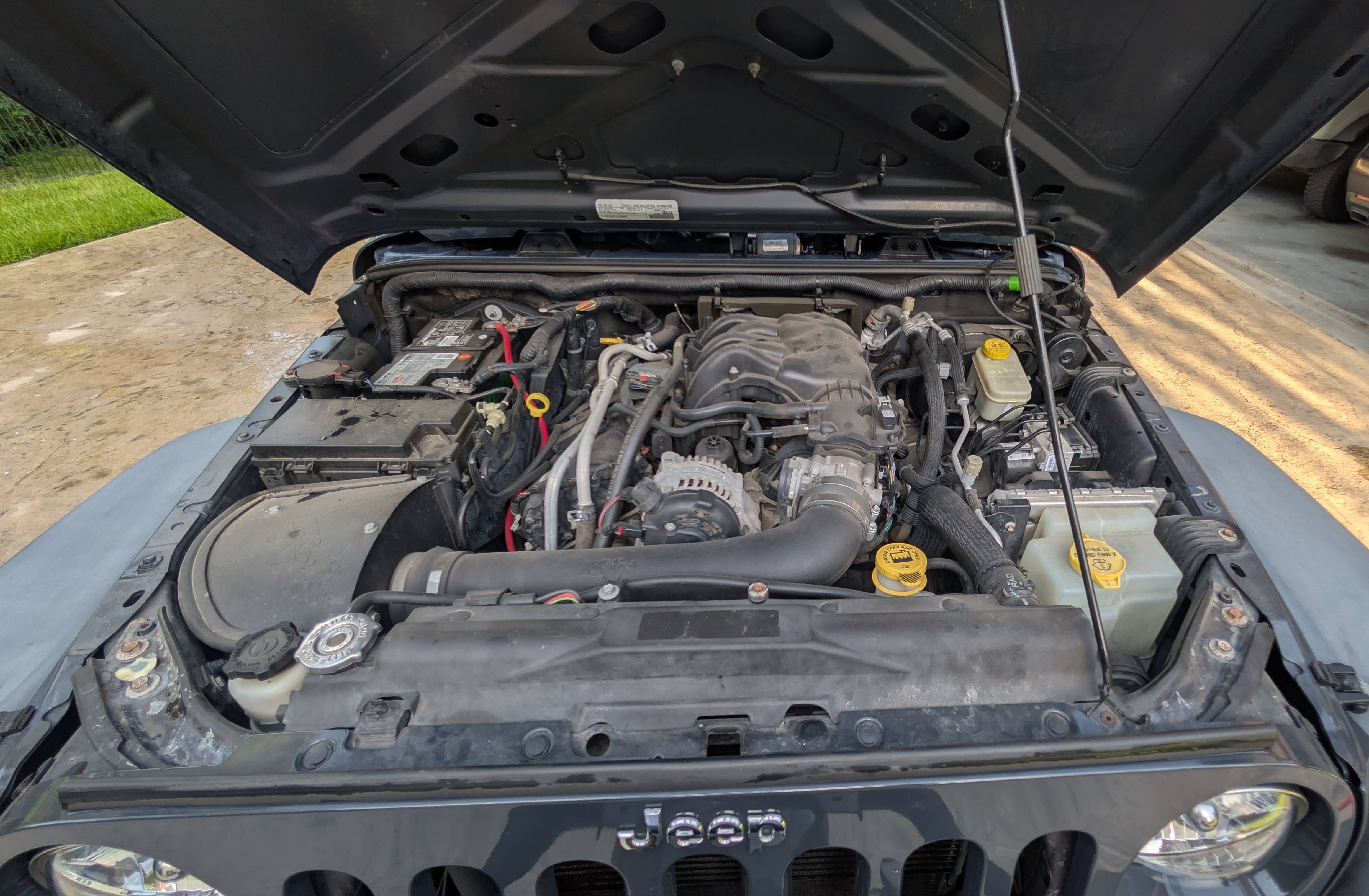 Used 2016 Jeep Wrangler Unlimited Sport AWD/4WD image 13