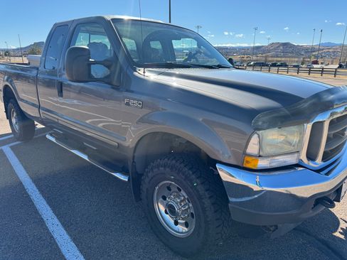 Used 2003 Ford F250 XL image 9