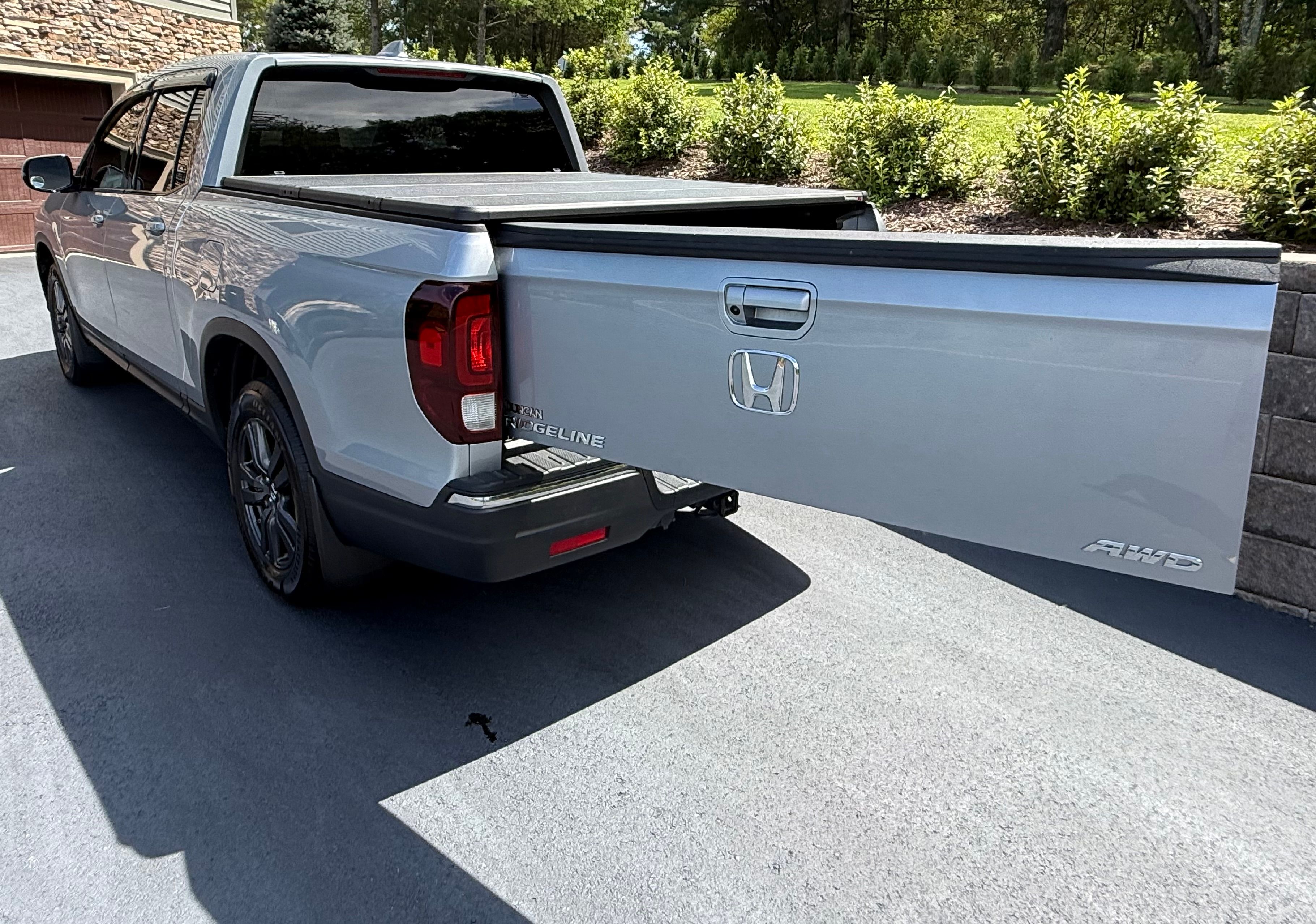 Used 2020 Honda Ridgeline Sport image 15