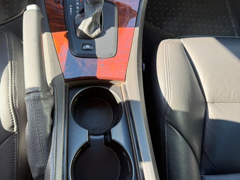 Used 2005 Volvo S60 2.5T image 15