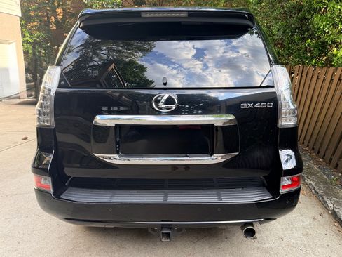 Used 2014 Lexus GX 460 w/ Premium Package AWD/4WD image 6
