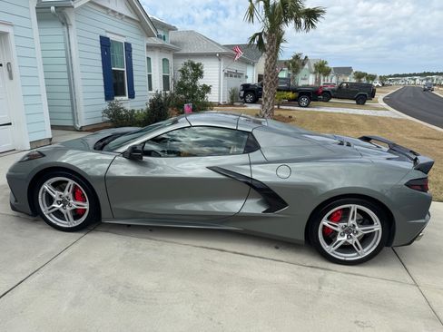 Used 2022 Chevrolet Corvette Stingray Preferred Conv w/ Z51 Performance Package RWD image 4
