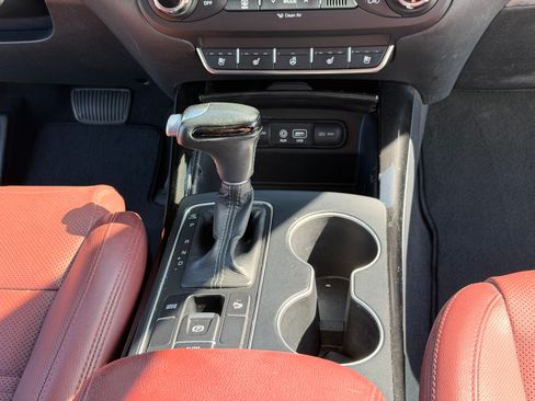 Used 2017 Kia Sorento SX FWD image 16