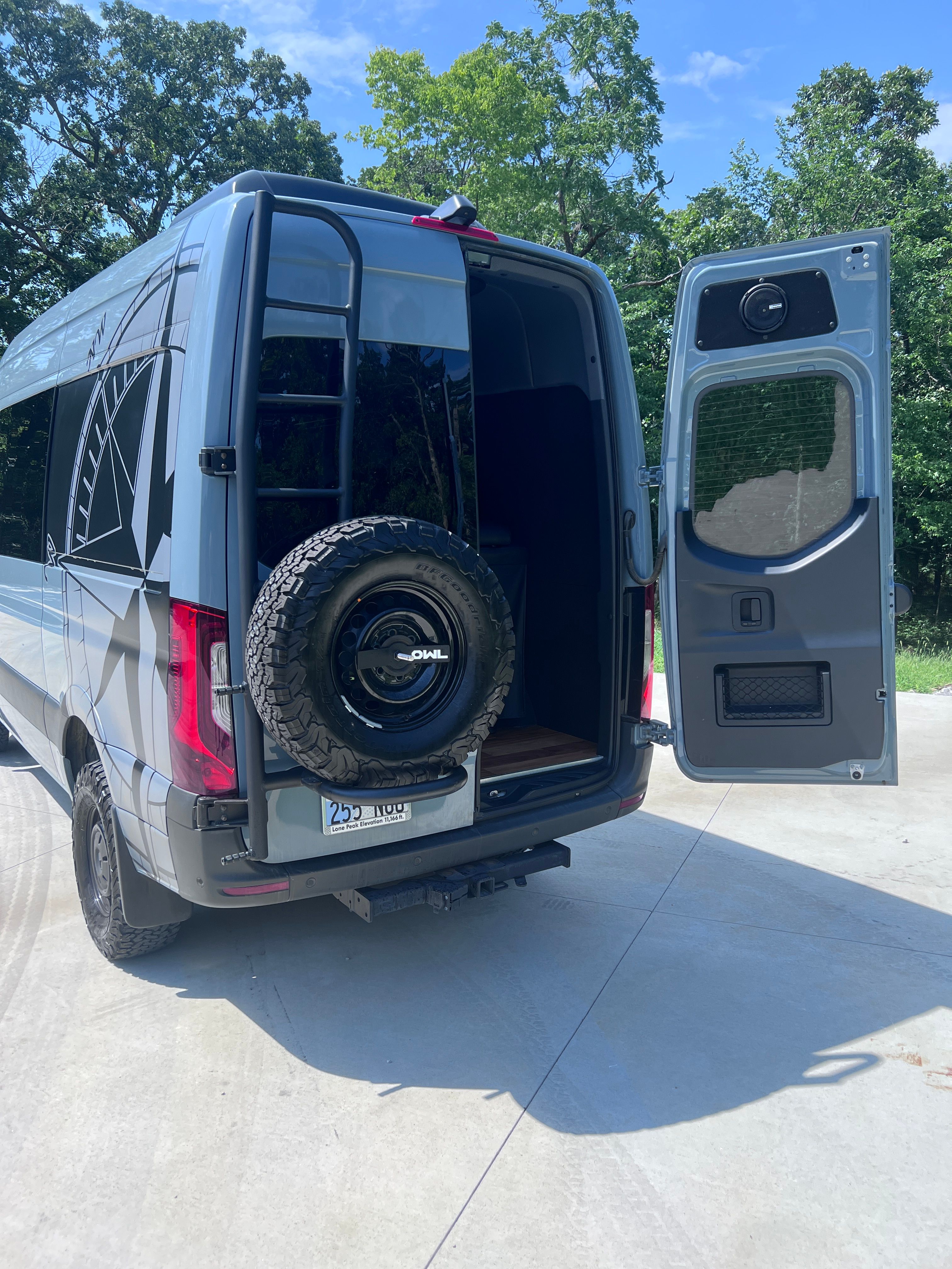 Used 2019 Mercedes-Benz Sprinter 4x4 144 image 11