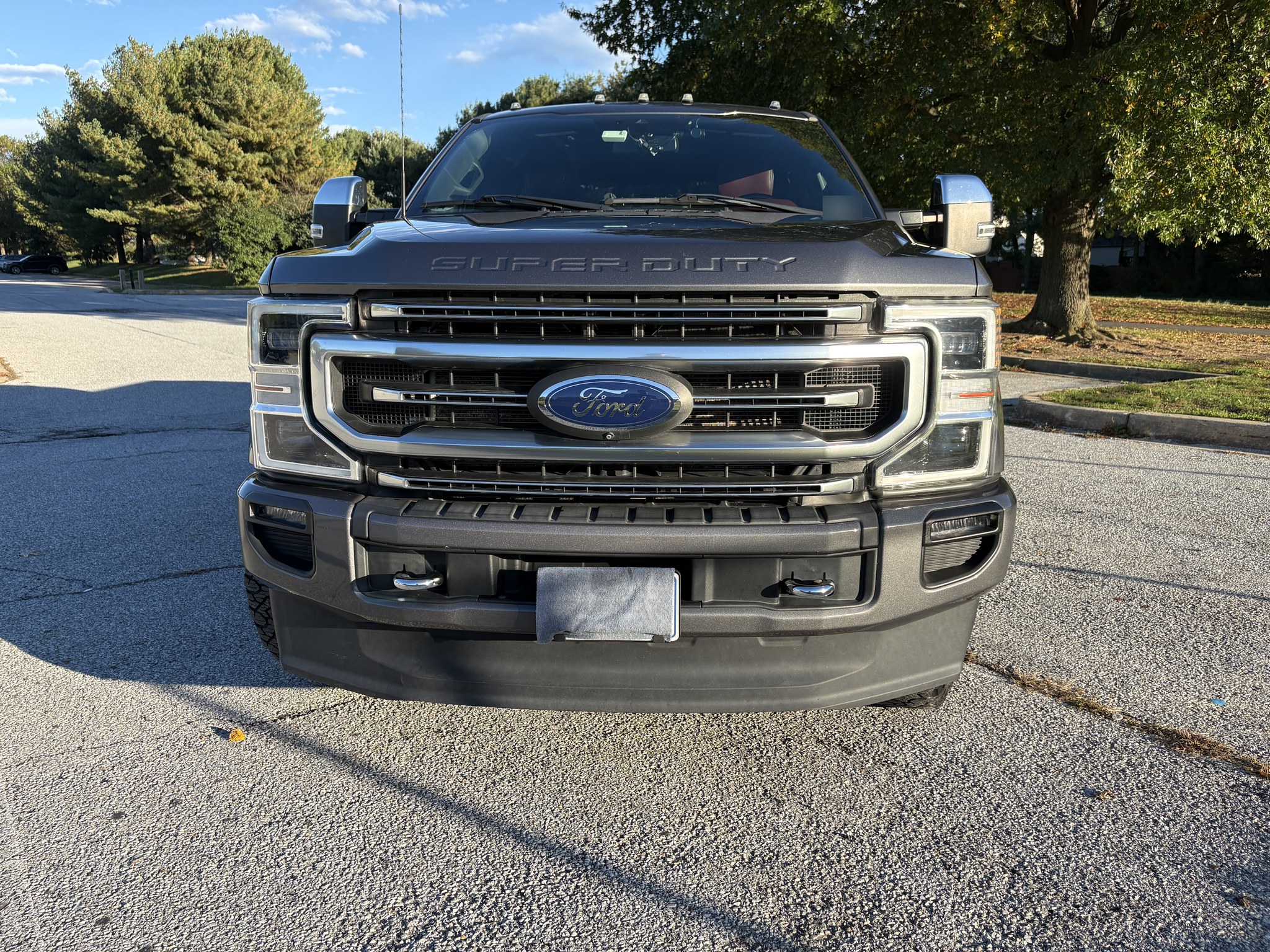 Used 2022 Ford F250 Platinum w/ FX4 Off-Road Package AWD/4WD image 4