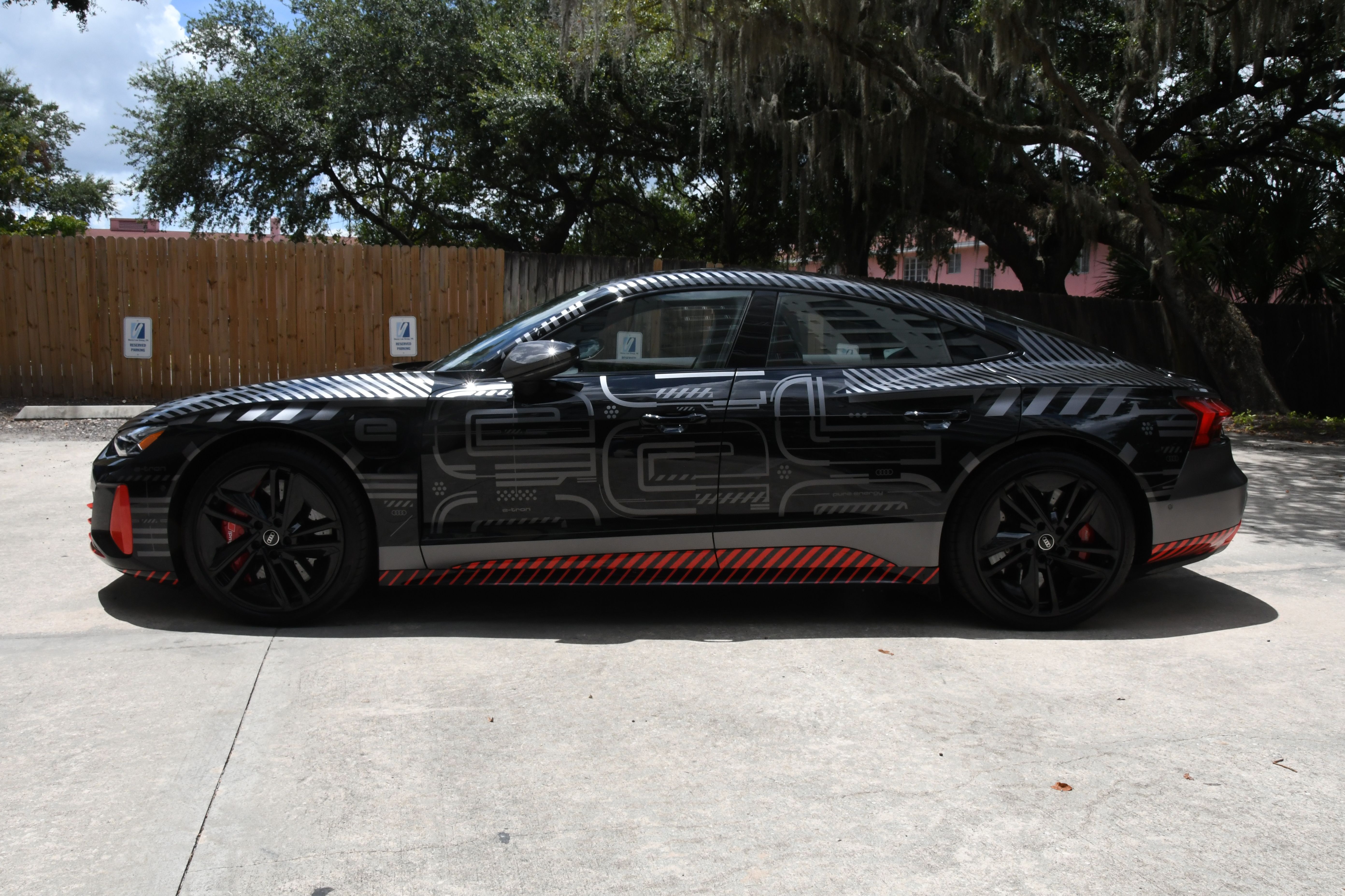 Used 2023 Audi RS e-tron GT AWD/4WD image 9