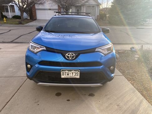 Used 2016 Toyota RAV4 SE image 5