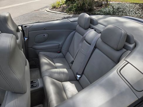 Used 2004 Volvo C70 LT image 10