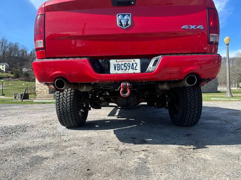 Used 2012 RAM 1500 Express w/ ST Popular Equipment Group image 10