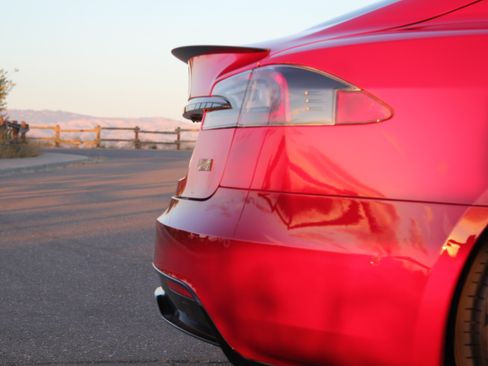 Used 2021 Tesla Model S Plaid image 11