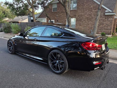 Used 2019 BMW M4 CS w/ Executive Package image 4