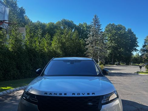 Used 2019 Land Rover Range Rover Velar S AWD/4WD image 2