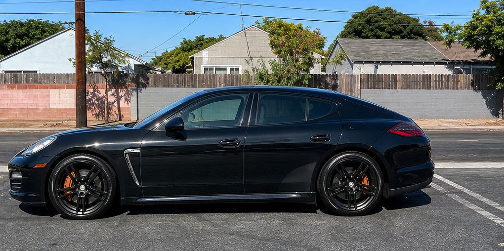 Used 2010 Porsche Panamera 4S AWD/4WD image 4