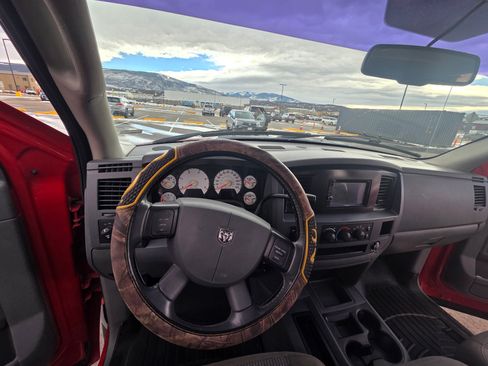 Used 2006 Dodge Ram 3500 Truck SLT w/ Light Group image 5