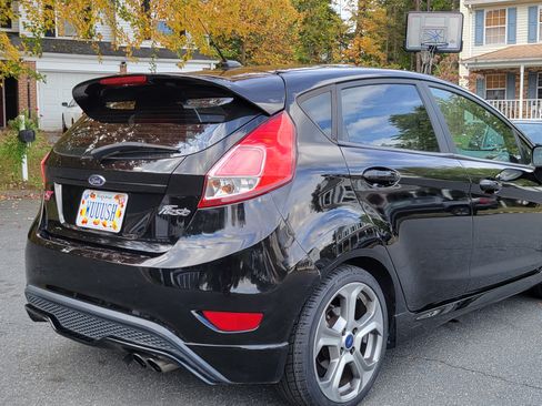 Used 2016 Ford Fiesta ST image 8
