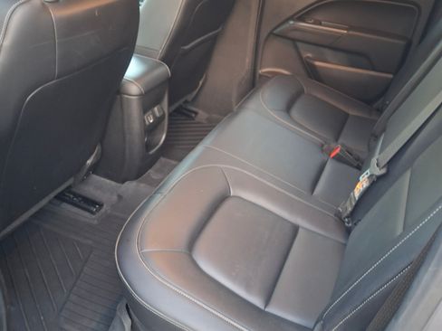 Used 2022 Chevrolet Colorado LT w/ Luxury Package image 15