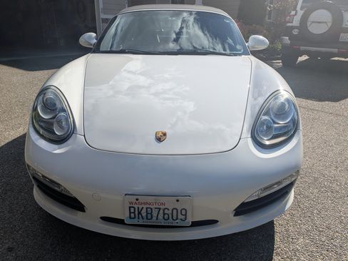 Used 2010 Porsche Boxster S RWD image 2